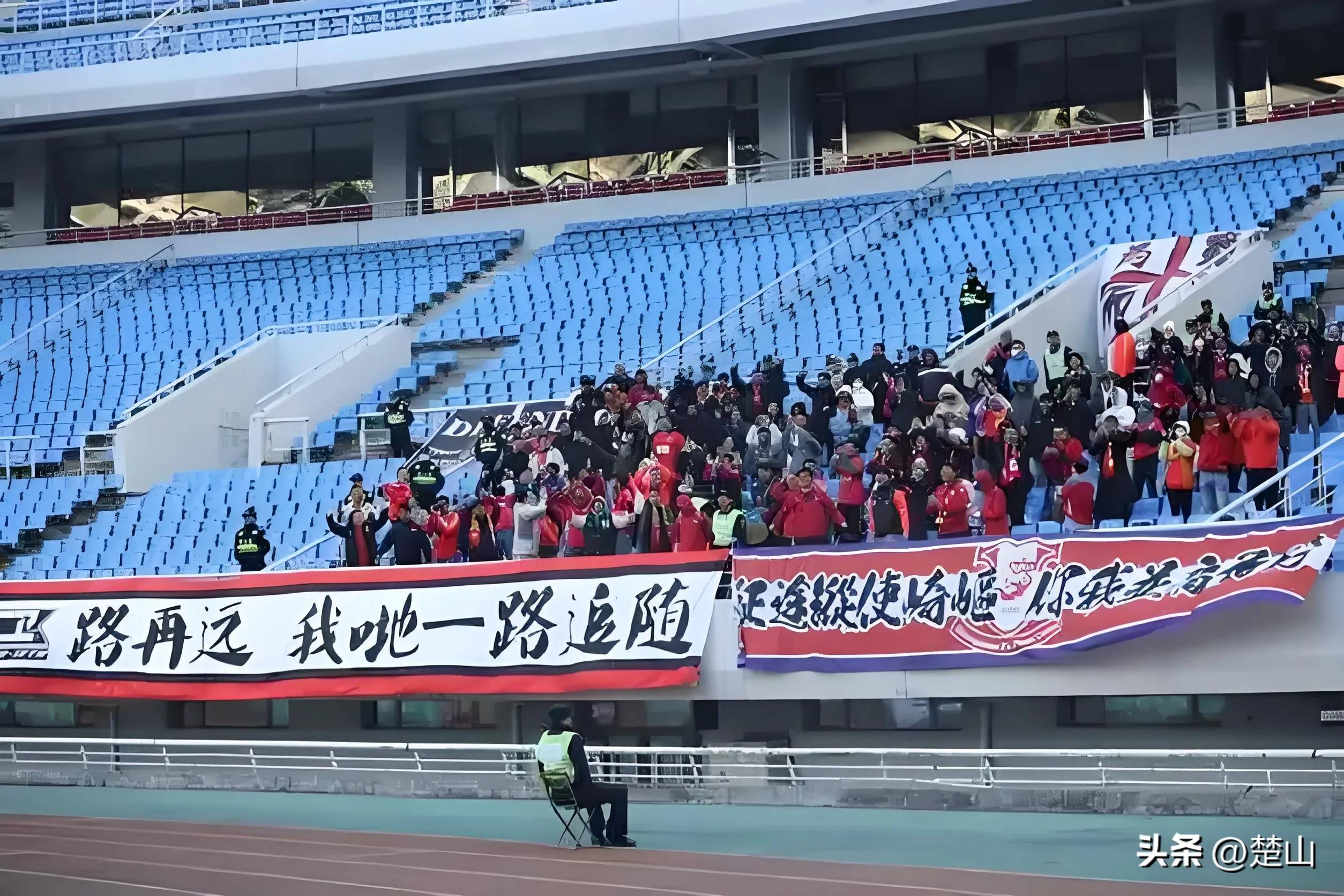 广州队成为本场最大亮点，中超瞬间破防，弹幕刷屏的简单介绍