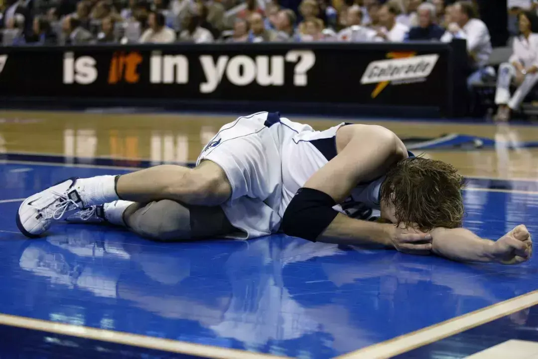 关于小牛前锋砍下多分，带队取得胜利的信息