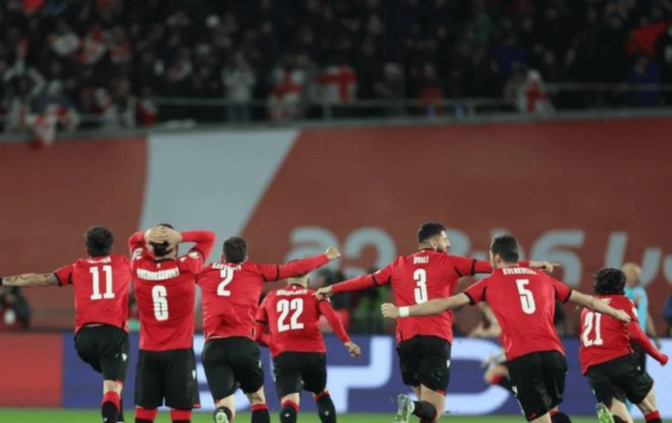 保加利亚队在欧预赛中展现出坚韧不拔的精神