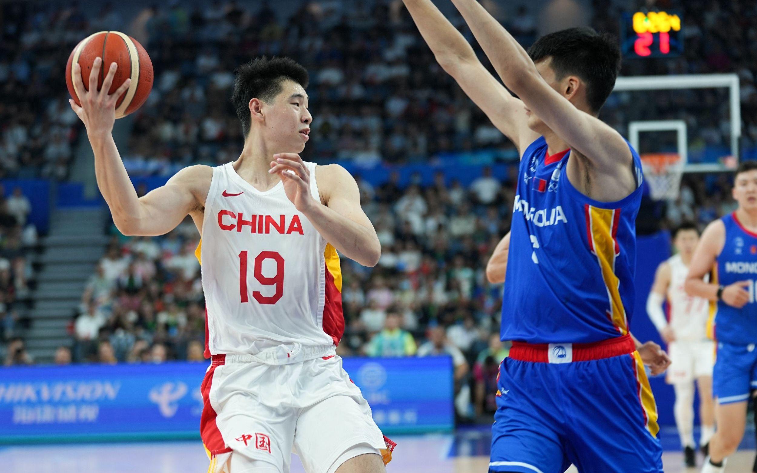 九游官网app-江苏男篮开启逆袭模式，全队协力打击