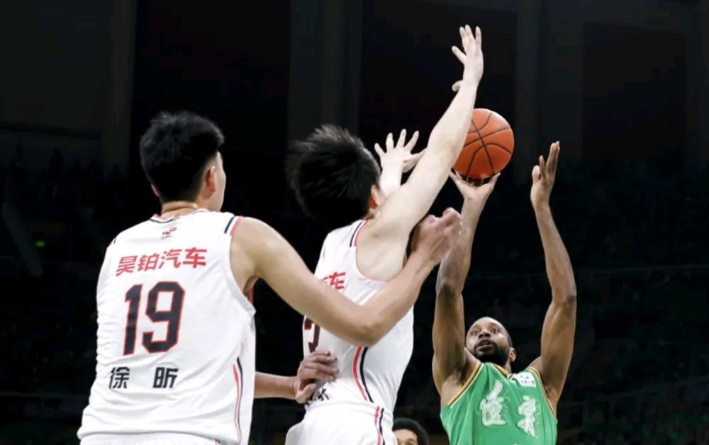 包含辽宁男篮主场战胜贵州队,喜迎胜利的词条 包含辽宁男篮主场战胜贵州队,喜迎胜利的词条