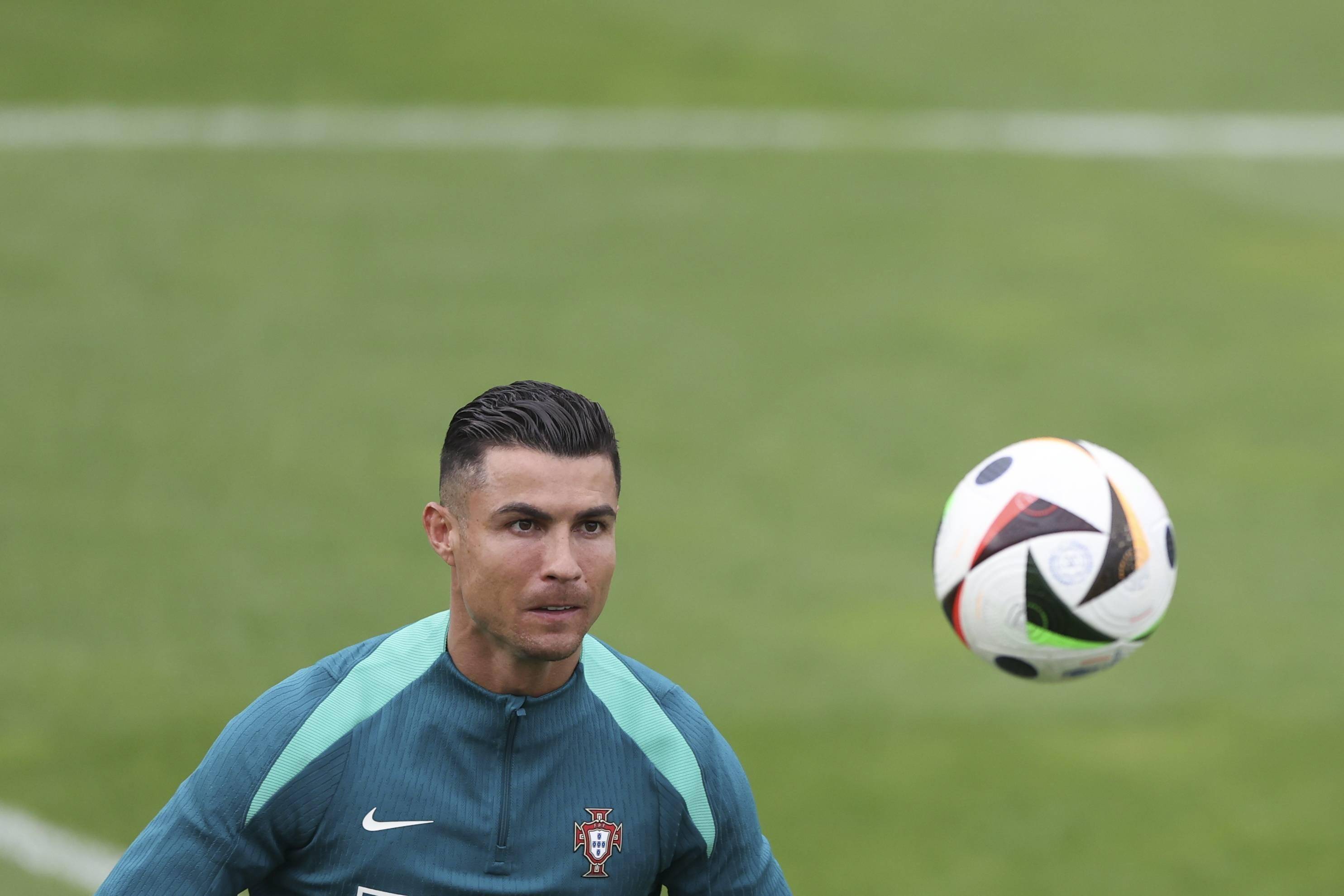 九游链接-葡萄牙球员在国家队表现出色