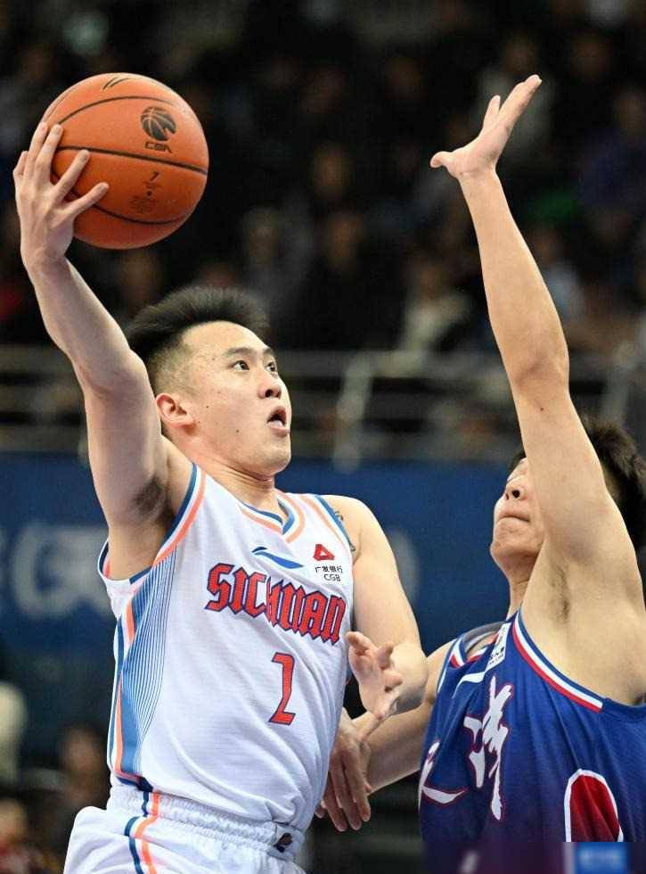 九游官网app-湖南男篮在与天津队的比赛中取得胜利